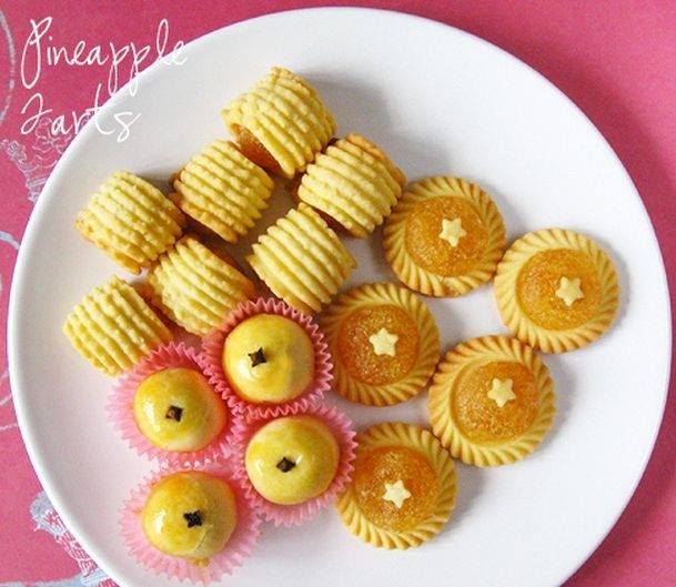 Pineapple tarts