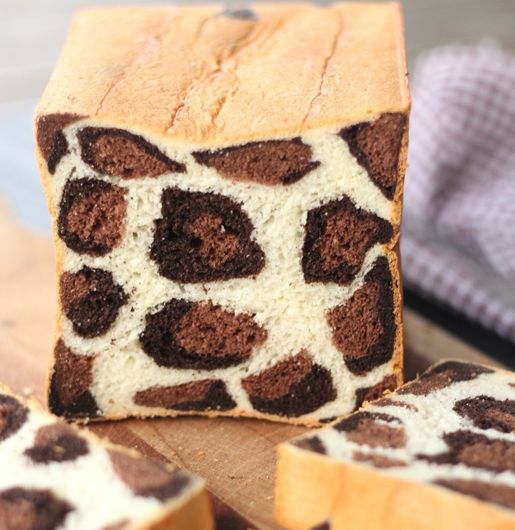 Học làm bánh Leopard Patches Bread Loaf