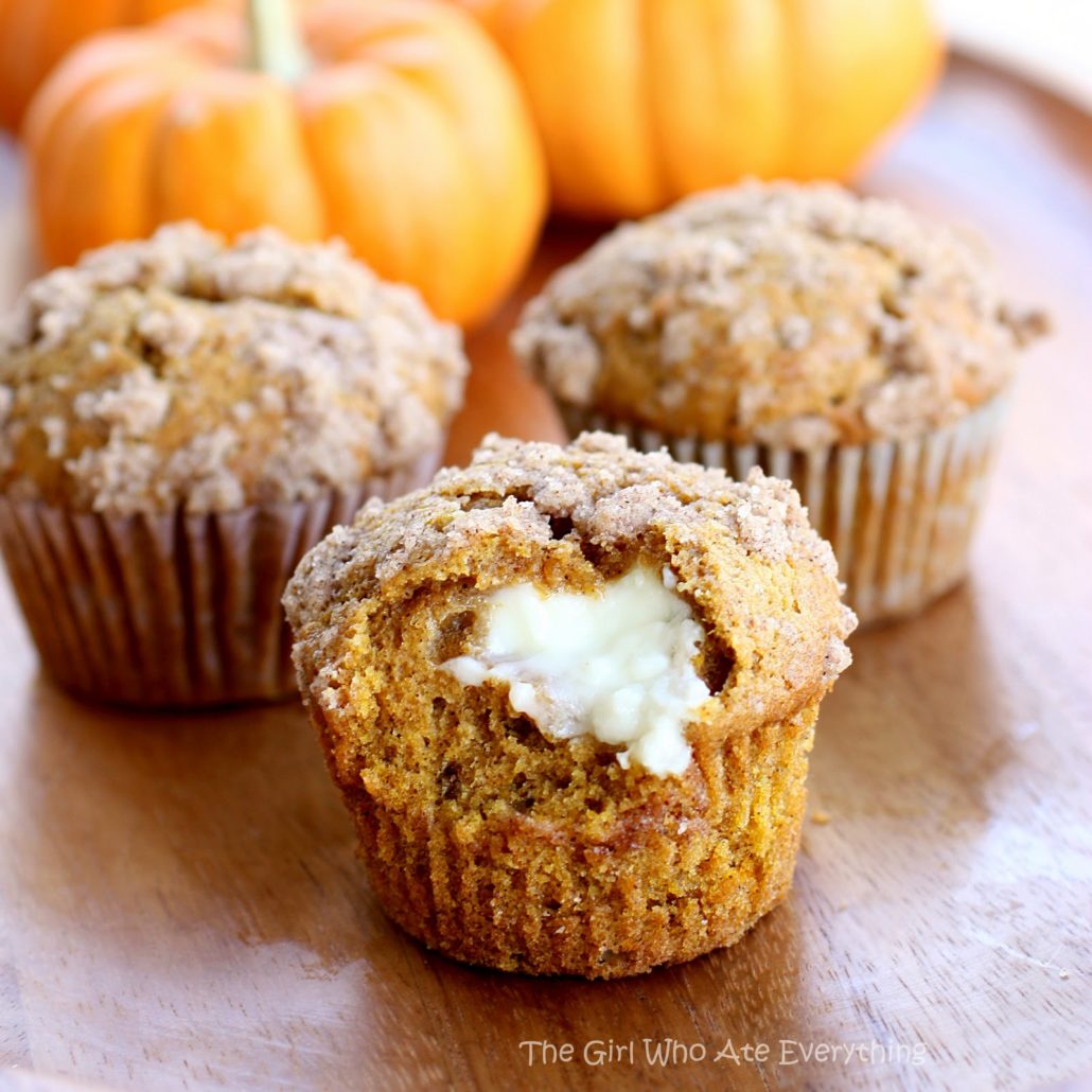 pumpkin-cream-cheese-muffins