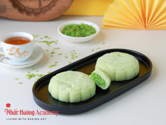 trung thu dẻo nhân cốm dừa