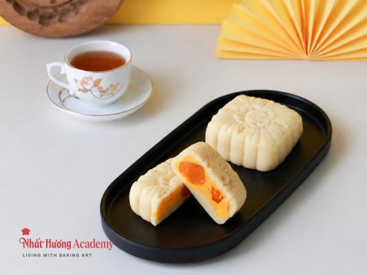 trung thu dẻo nhân cheese trứng muối